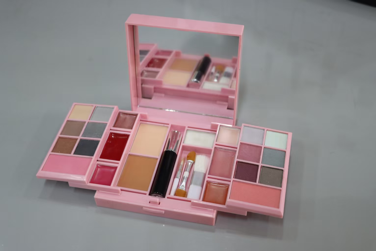 cosmetics kit